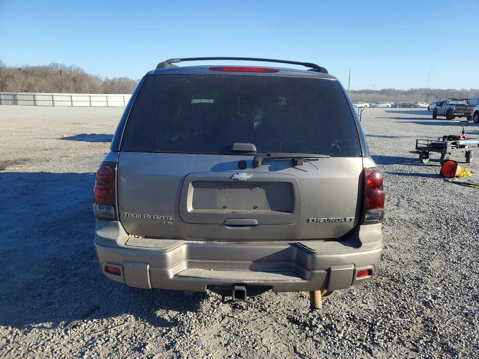 Photo 6 from auction – 2007 CHEVROLET TRAILBLAZER with VIN 1GNDS13S472106780