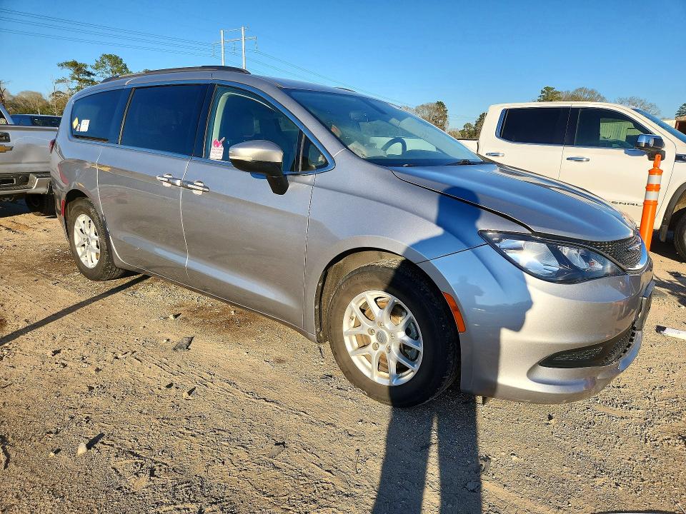 Photo 4 from auction – 2021 CHRYSLER VOYAGER with VIN 2C4RC1DG3MR533001