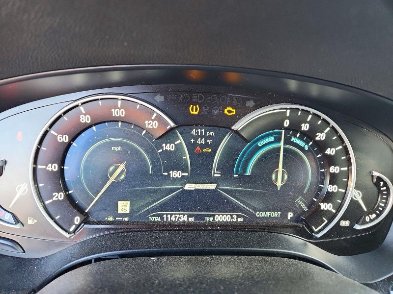Photo 9 from auction – 2018 BMW 530E with VIN WBAJA9C54JB252141