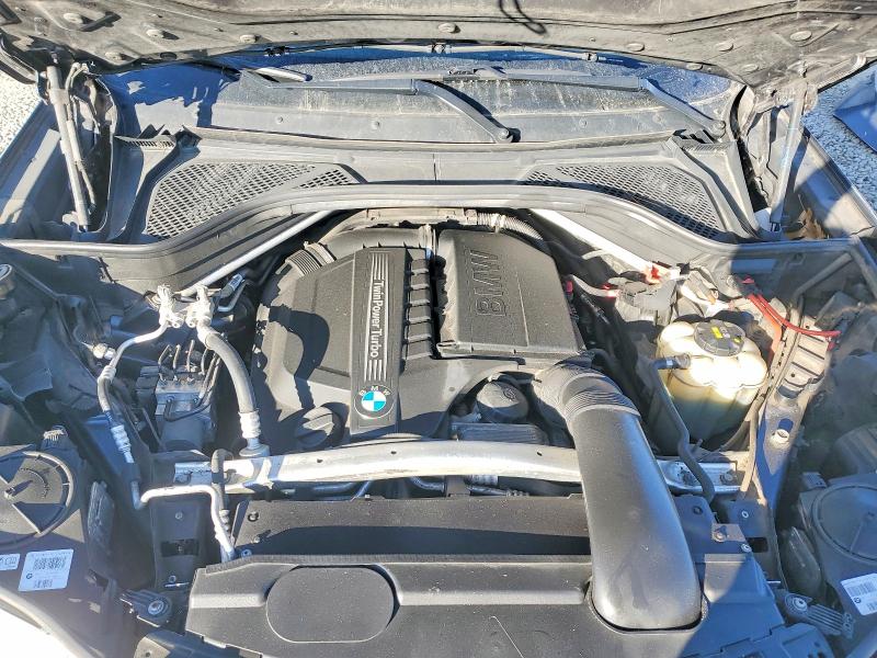 Photo 12 from auction – 2017 BMW X5 XDRIVE3 with VIN 5UXKR0C50H0U53180