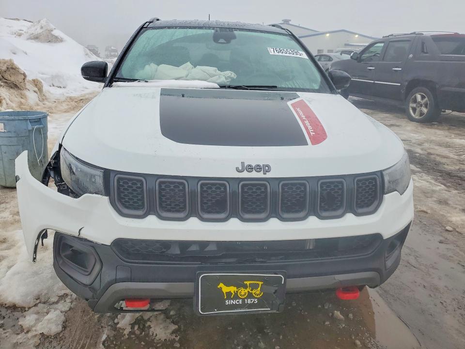 Photo 5 from auction – 2023 JEEP COMPASS with VIN 3C4NJDDN1PT564723