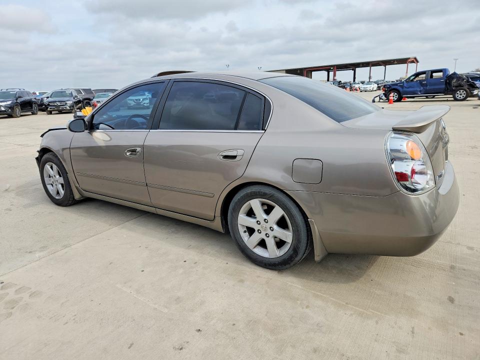 Photo 2 from auction – 2004 NISSAN ALTIMA with VIN 1N4AL11D34C189417