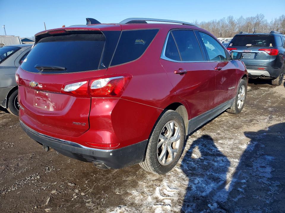 Photo 3 from auction – 2018 CHEVROLET EQUINOX LT with VIN 3GNAXTEX0JS505836