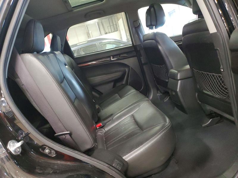 Photo 11 from auction – 2012 KIA SORENTO SX with VIN 5XYKWDA23CG255447