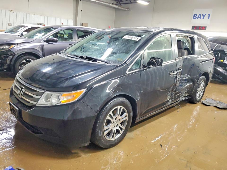 Photo 1 from auction – 2013 HONDA ODYSSEY EX with VIN 5FNRL5H63DB031609