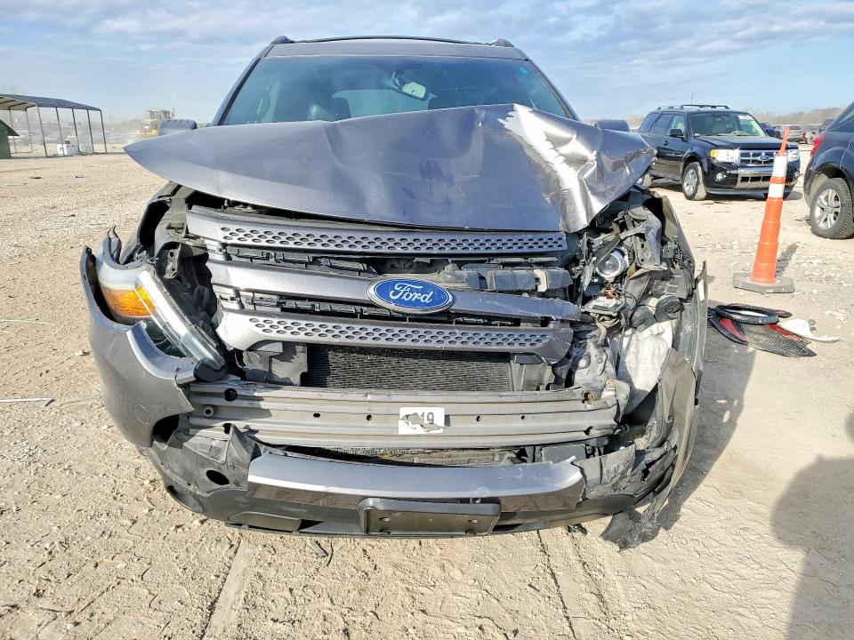 Photo 5 from auction – 2012 FORD EXPLORER with VIN 1FMHK8F85CGB01566
