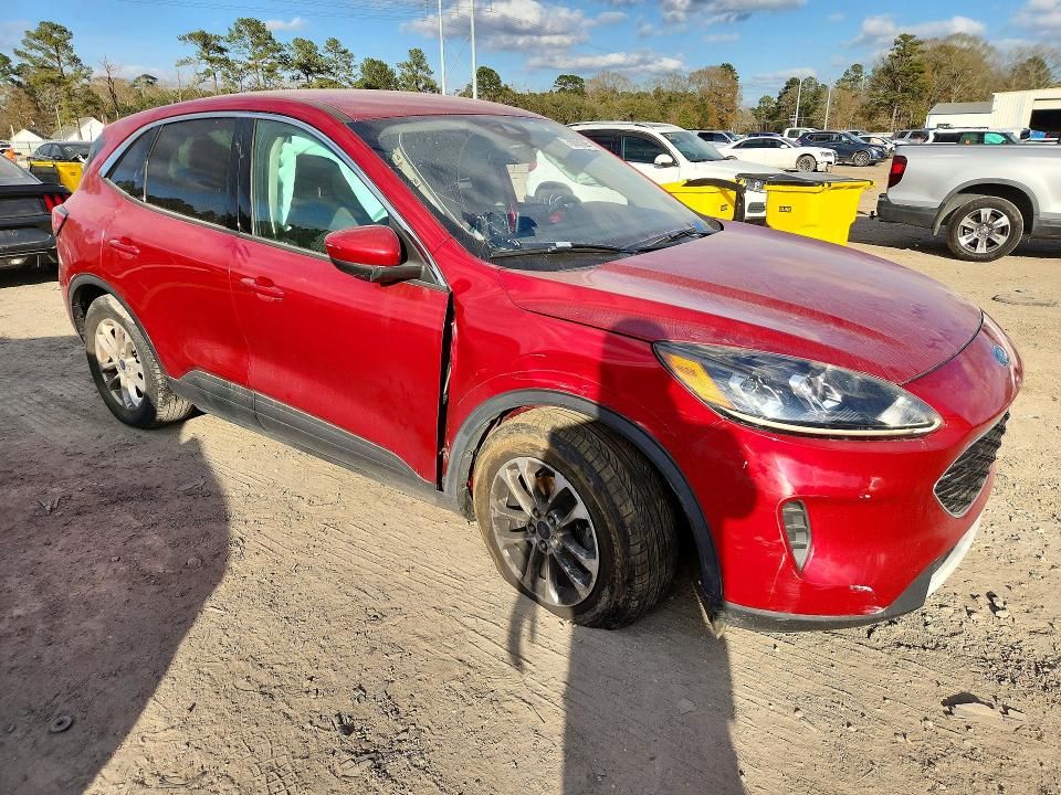 Photo 4 from auction – 2020 FORD ESCAPE with VIN 1FMCU0G61LUA23498