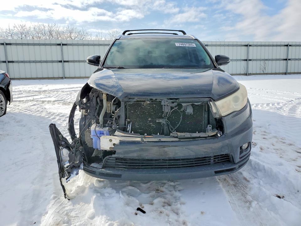 Photo 5 from auction – 2015 TOYOTA HIGHLANDER with VIN 5TDKKRFH8FS061199