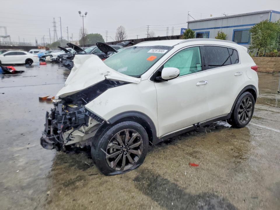 KIA SPORTAGE 2018 with VIN KNDPN3AC4J7465626 - Photo from auction