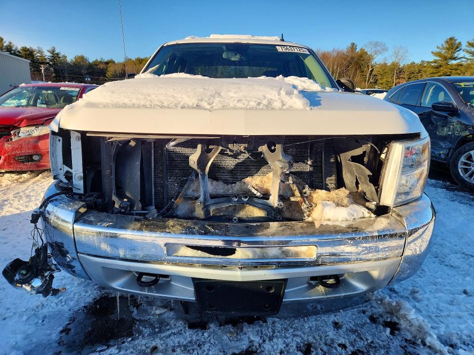 Photo 5 from auction – 2013 CHEVROLET SILVERADO with VIN 3GCPKSE72DG178276