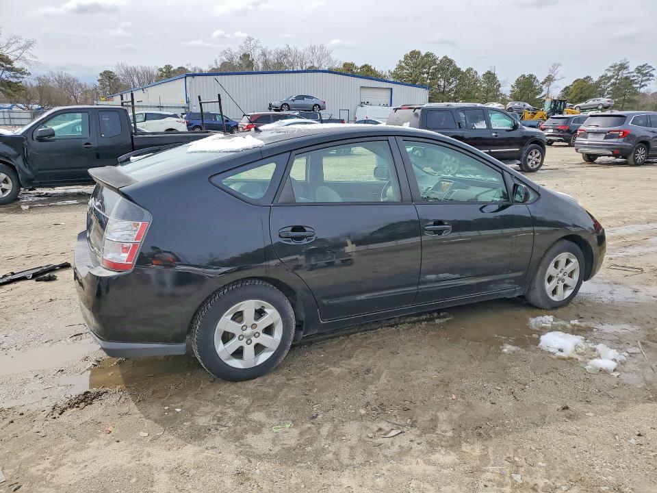 Photo 3 from auction – 2005 TOYOTA PRIUS with VIN JTDKB20U153020085