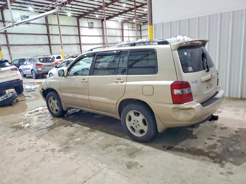 Photo 2 from auction – 2006 TOYOTA HIGHLANDER with VIN JTEEP21A060177169