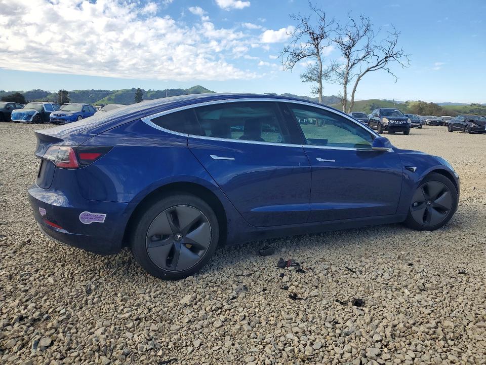 Photo 3 from auction – 2018 TESLA MODEL 3 with VIN 5YJ3E1EA0JF160906