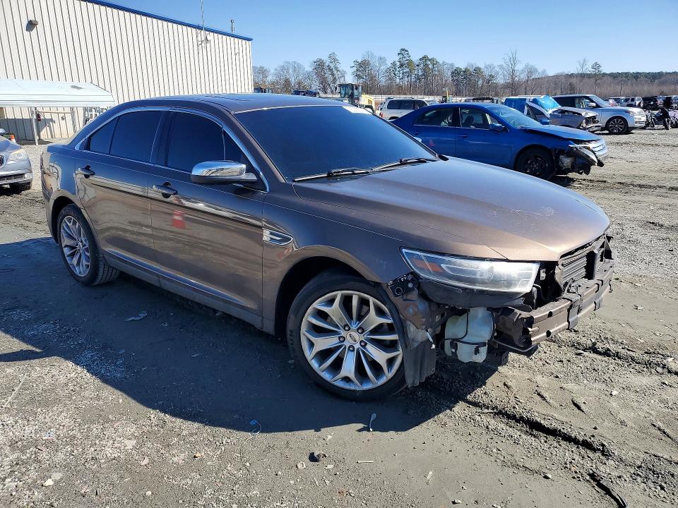 Photo 4 from auction – 2015 FORD TAURUS with VIN 1FAHP2F86FG117563