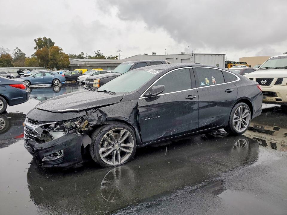 CHEVROLET MALIBU 2022 with VIN 1G1ZD5ST2NF119245 - Photo from auction