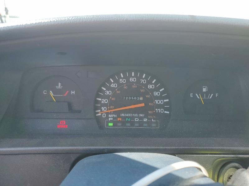 Photo 9 from auction – 1991 TOYOTA PICKUP with VIN JT4RN93P6M5035348
