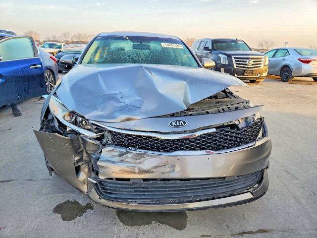 Photo 5 from auction – 2018 KIA OPTIMA with VIN 5XXGT4L31JG207127