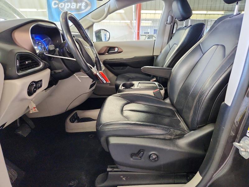 Photo 7 from auction – 2019 CHRYSLER PACIFICA with VIN 2C4RC1EG4KR629652