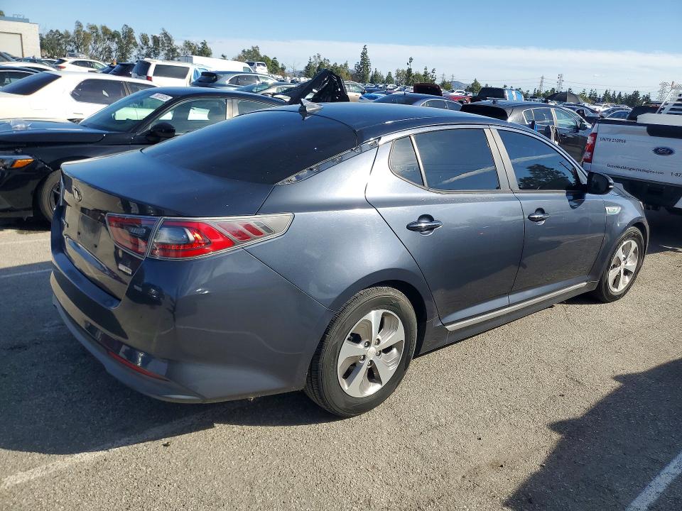 Photo 3 from auction – 2015 KIA OPTIMA with VIN KNAGM4AD7F5088579
