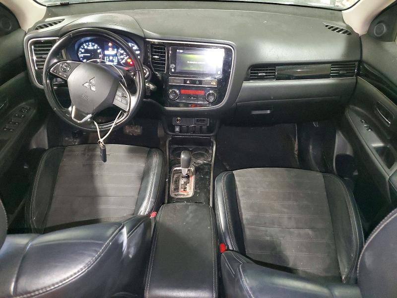 Photo 8 from auction – 2019 MITSUBISHI OUTLANDER with VIN JA4AD3A33KZ045686