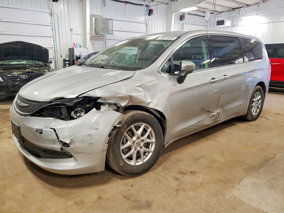 CHRYSLER VOYAGER 2023 with VIN 2C4RC1CGXPR524849 - Photo from auction