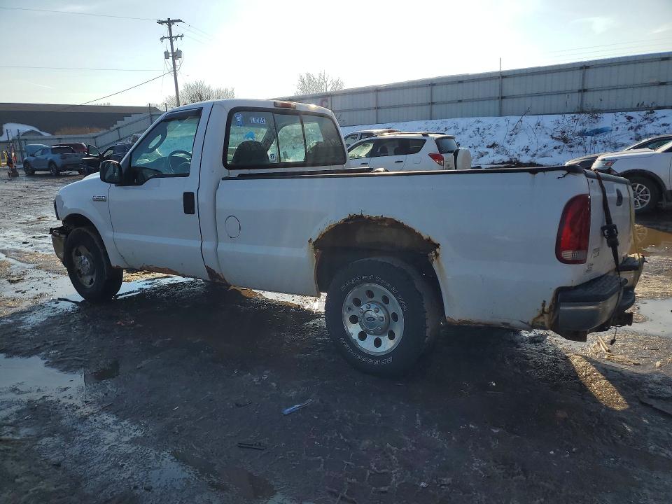 Photo 2 from auction – 2005 FORD F250 with VIN 1FTNF205X5EC65160