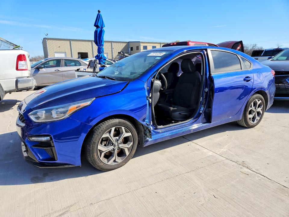 KIA FORTE 2021 with VIN 3KPF24AD4ME263182 - Photo from auction