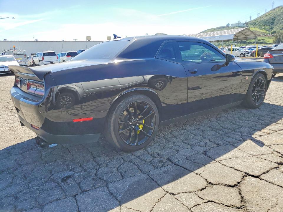 Photo 3 from auction – 2022 DODGE CHALLENGER with VIN 2C3CDZFJ7NH165010