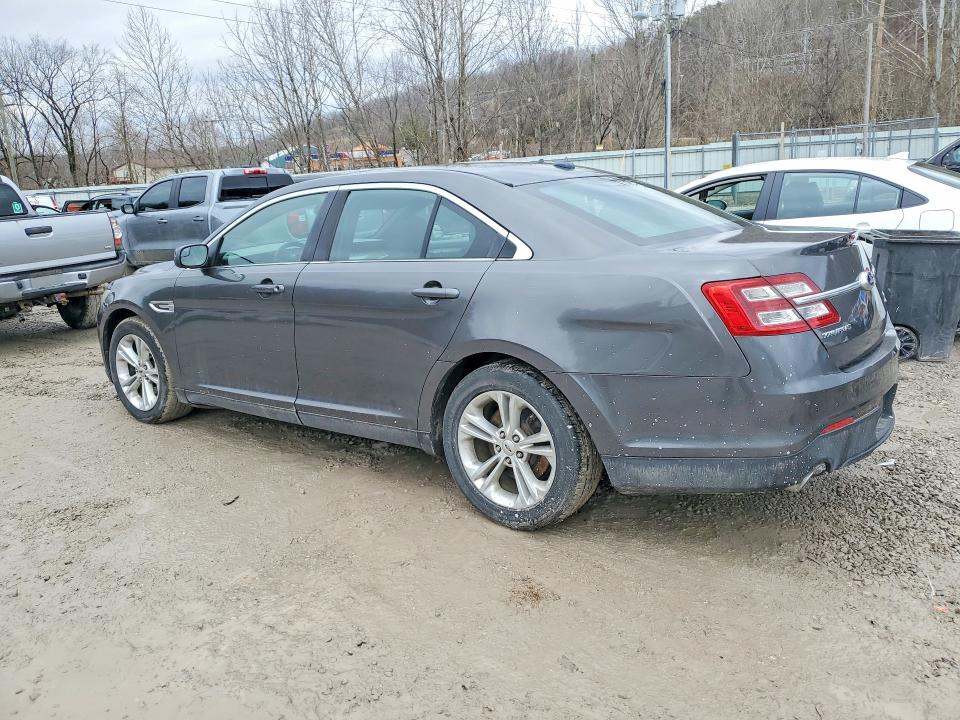 Photo 2 from auction – 2015 FORD TAURUS with VIN 1FAHP2E87FG130775