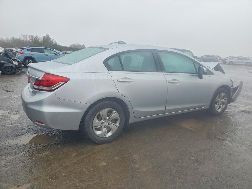 Photo 3 from auction – 2014 HONDA CIVIC with VIN 19XFB2F50EE064167