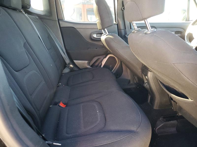 Photo 11 from auction – 2018 JEEP RENEGADE L with VIN ZACCJABB8JPH58193