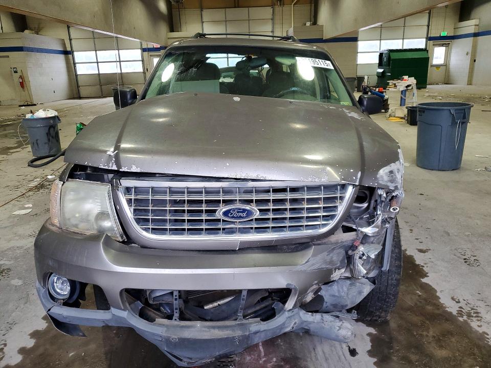 Photo 5 from auction – 2003 FORD EXPLORER X with VIN 1FMZU73K33ZA19557