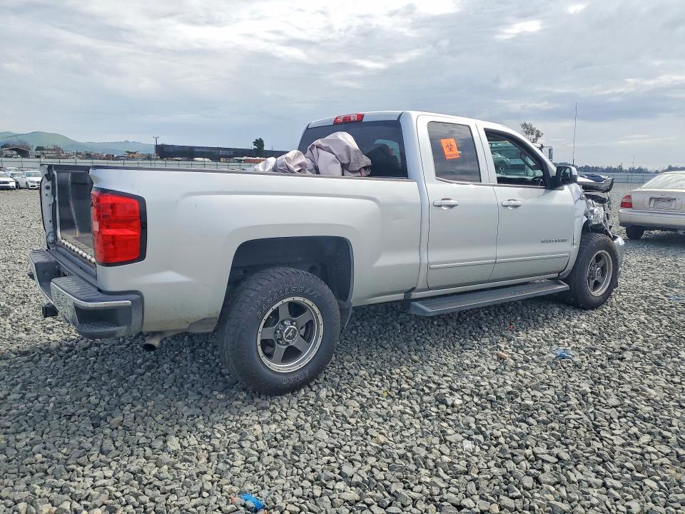 Photo 3 from auction – 2018 CHEVROLET SILVERADO with VIN 1GCRCREC7JZ259314
