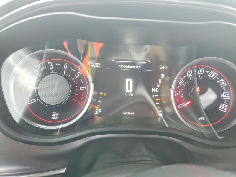 Photo 9 from auction – 2018 DODGE CHALLENGER with VIN 2C3CDZAG1JH318213