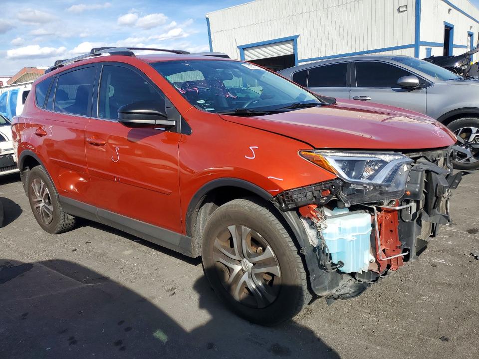 Photo 4 from auction – 2016 TOYOTA RAV4 with VIN 2T3ZFREV2GW246777