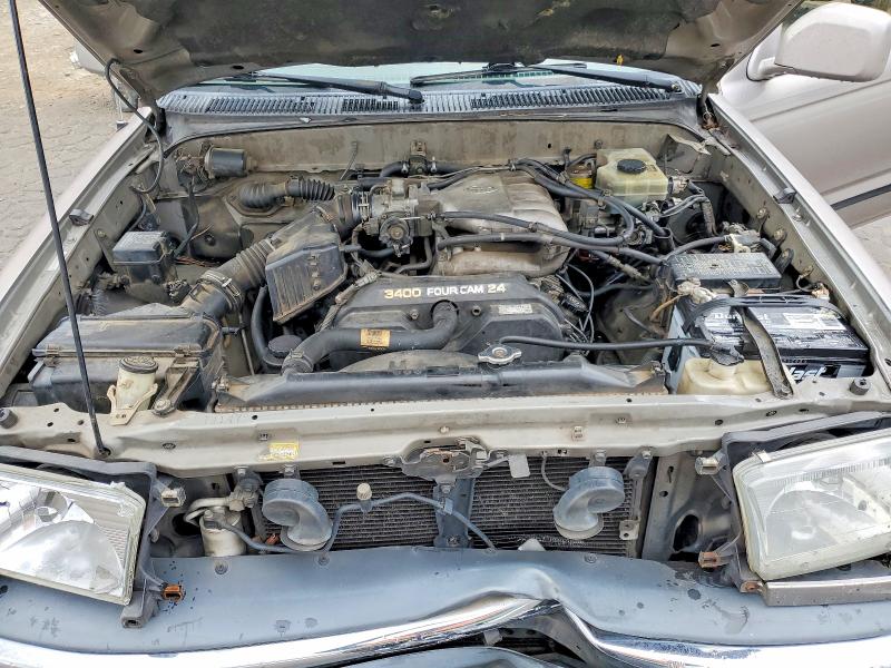 Photo 12 from auction – 2002 TOYOTA 4RUNNER SR with VIN JT3GN86R620238754