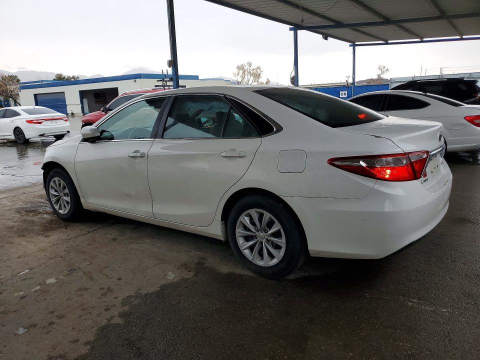 Photo 2 from auction – 2016 TOYOTA CAMRY with VIN 4T4BF1FK3GR578619