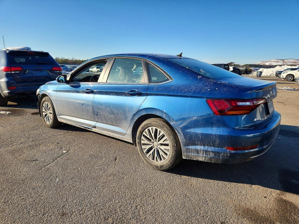 Photo 2 from auction – 2019 VOLKSWAGEN JETTA with VIN 3VWC57BU5KM094381