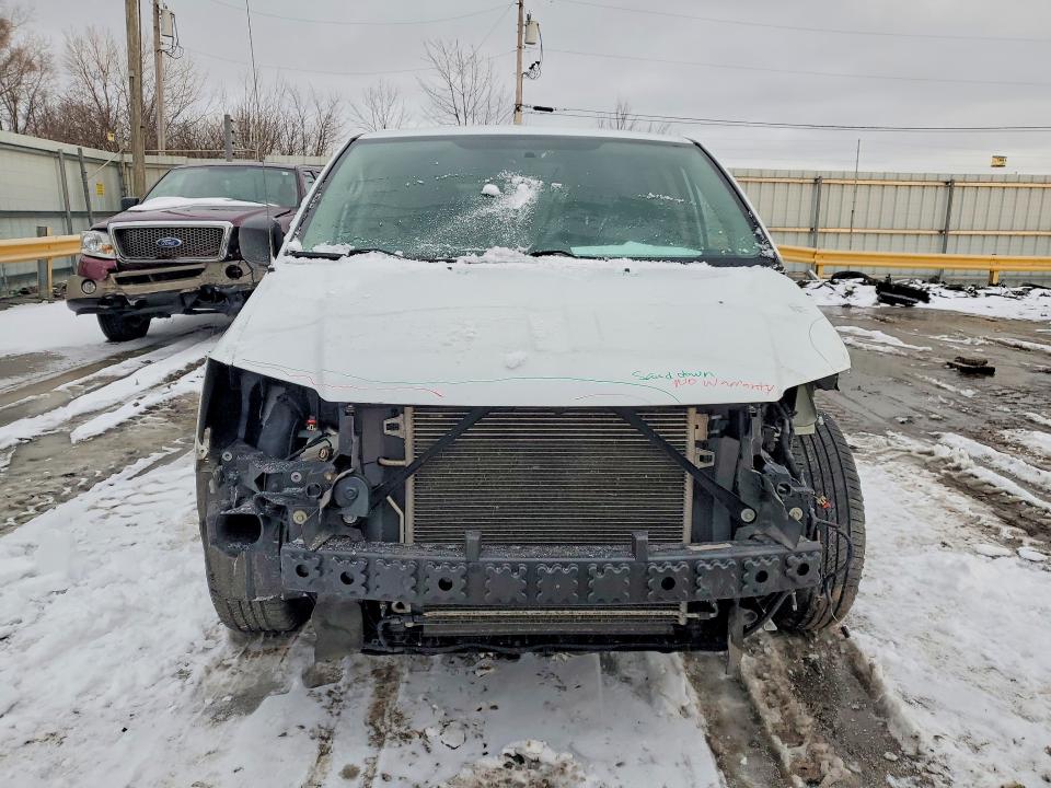Photo 5 from auction – 2017 DODGE GRAND CARAVAN with VIN 2C4RDGBG0HR605166