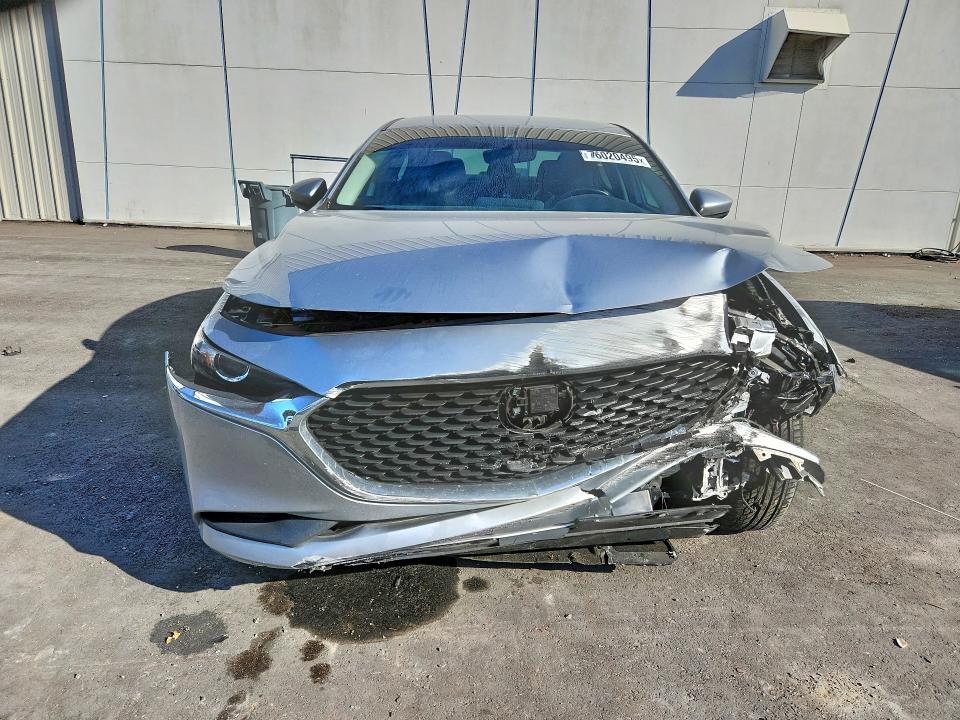 Photo 5 from auction – 2021 MAZDA 3 with VIN JM1BPAA70M1330601