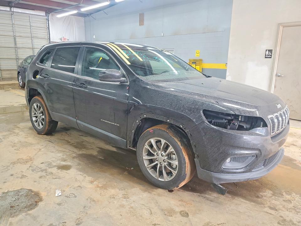 Photo 4 from auction – 2019 JEEP CHEROKEE with VIN 1C4PJLLX6KD110892