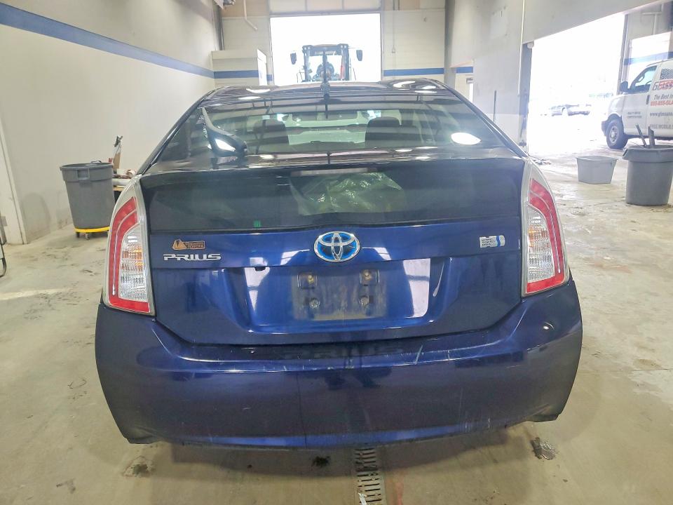 Photo 6 from auction – 2015 TOYOTA PRIUS with VIN JTDKN3DU6F0451077