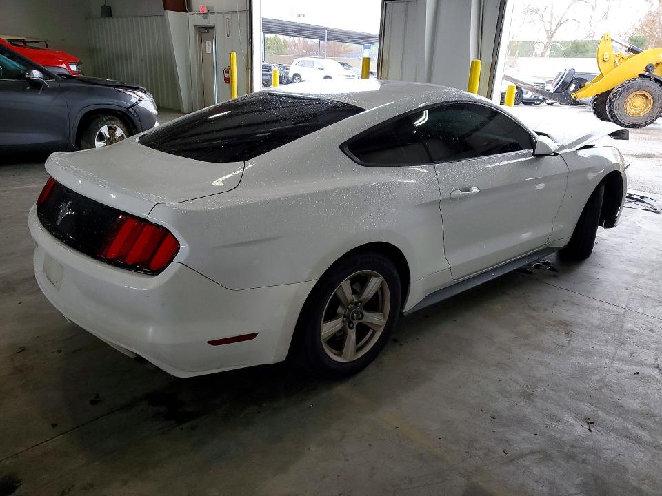 Photo 3 from auction – 2016 FORD MUSTANG with VIN 1FA6P8AM5G5333805