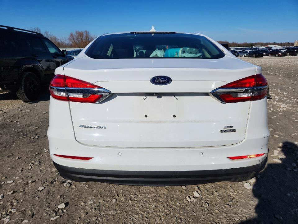 Photo 6 from auction – 2020 FORD FUSION with VIN 3FA6P0LU3LR239802