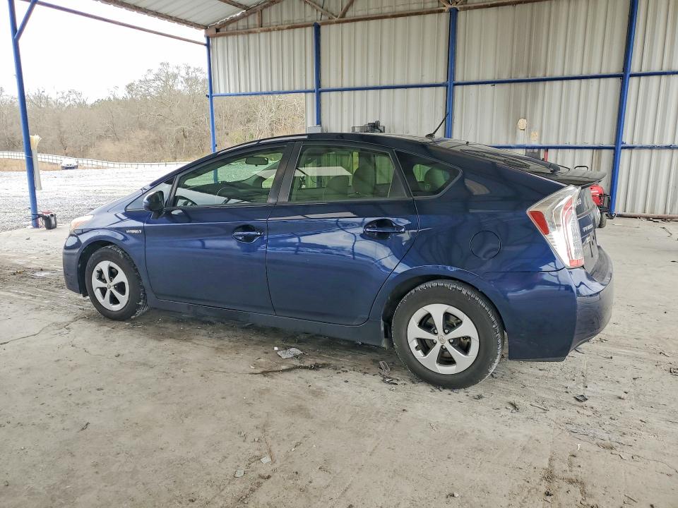 Photo 2 from auction – 2013 TOYOTA PRIUS with VIN JTDKN3DU7D1689978
