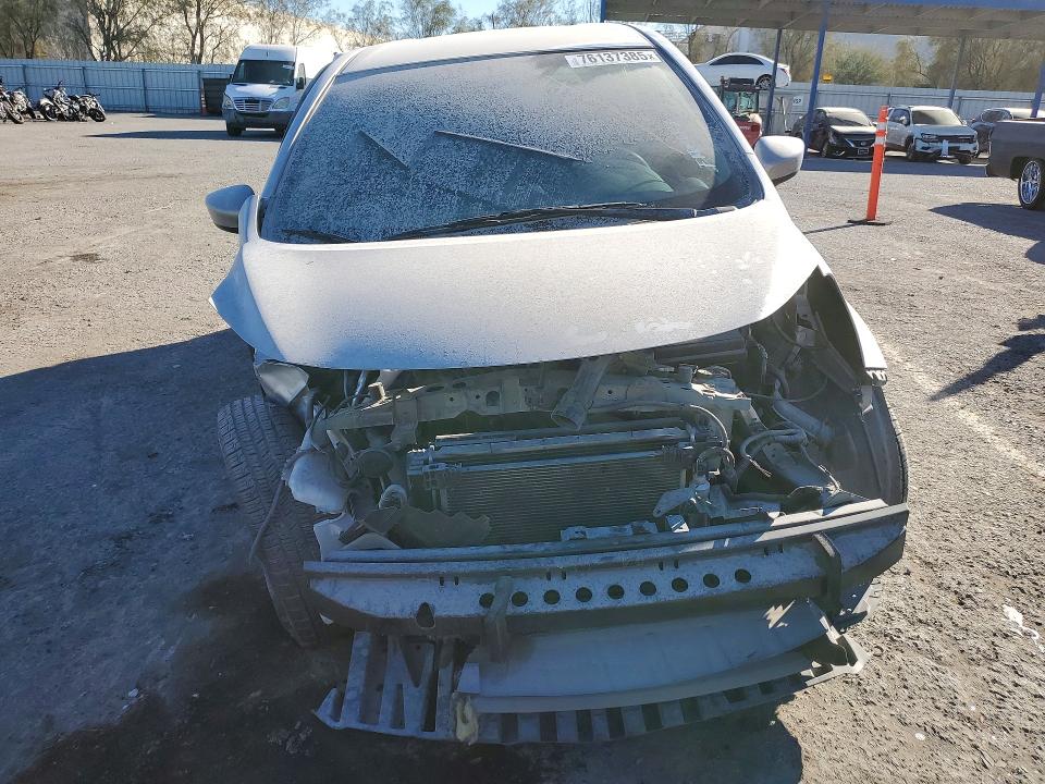 Photo 5 from auction – 2015 NISSAN VERSA NOTE with VIN 3N1CE2CP7FL447796