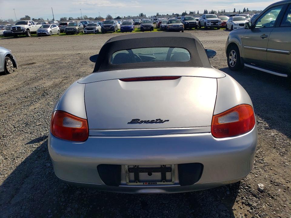 Photo 6 from auction – 1999 PORSCHE BOXSTER with VIN WP0CA2985XU623776