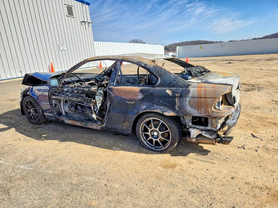 Photo 2 from auction – 2006 BMW 325 with VIN WBABD33496PM51275