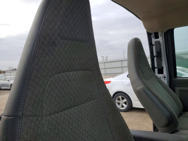 Photo 10 from auction – 2024 CHEVROLET EXPRESS with VIN 1HA0GRF79RN004998