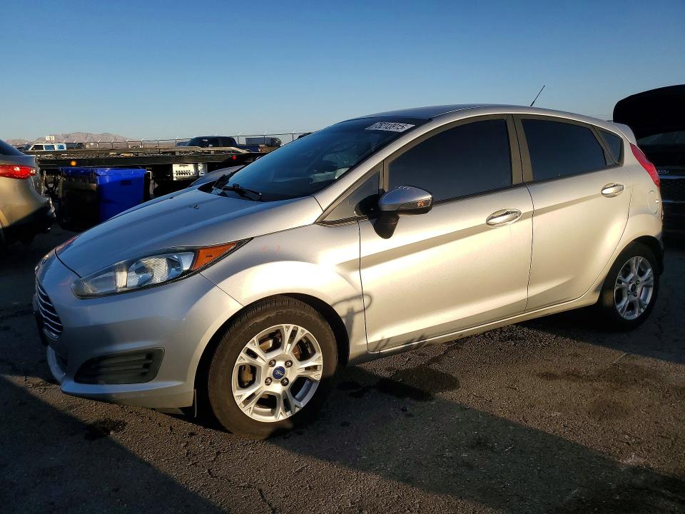 FORD FIESTA SE 2015 with VIN 3FADP4EJ1FM118298 - Photo from auction